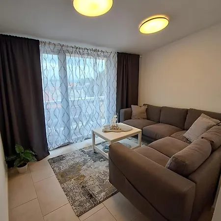 Apartman Luna *