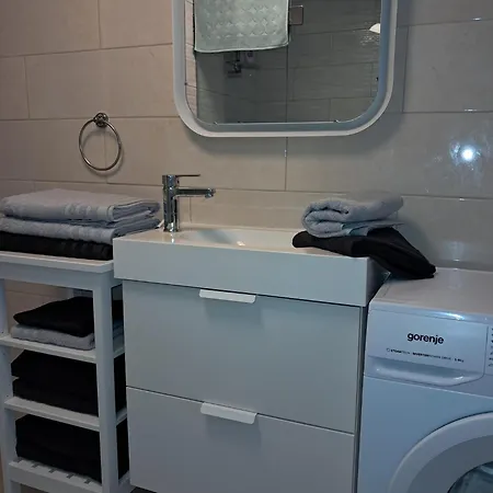 Apartman Luna Lägenhet Vir